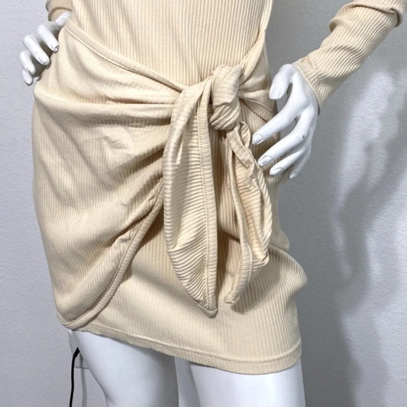 Superdown Nude Color Long Sleeve Rib Knit Draped Dana Wrap Mini Dress Size M - Picture 6 of 8